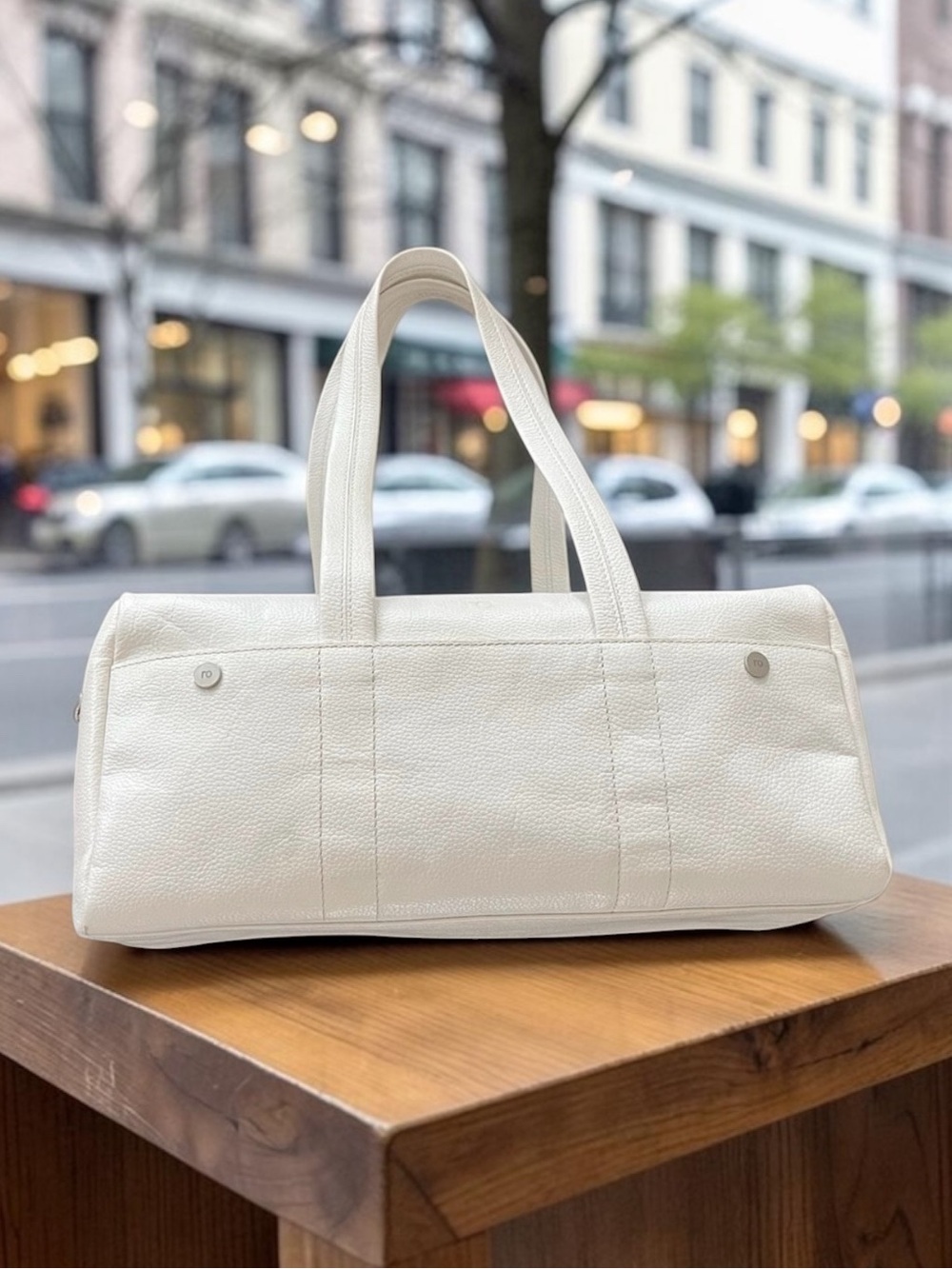 White genuine leather satchel handbag - Picture 2 of 16